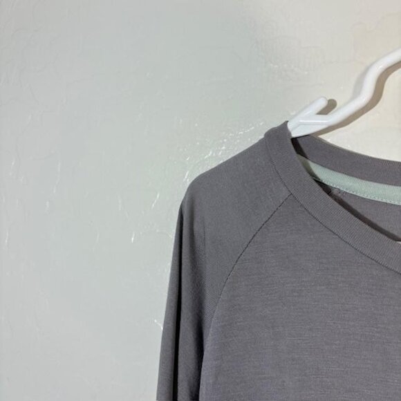 Free Fly Shirt Mens XL Gray Long Sleeve Bamboo Performance Thumbholes Outdoors - Picture 2 of 8